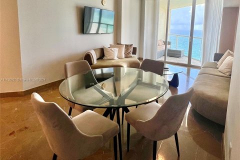 Condo in Sunny Isles Beach, Florida, 2 bedrooms № 1865366 - photo 4