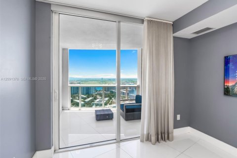 Copropriété à vendre à Sunny Isles Beach, Floride: 1 chambre, 84.91 m2 № 2375043 - photo 19