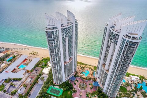 Copropriété à vendre à Sunny Isles Beach, Floride: 1 chambre, 84.91 m2 № 2375043 - photo 30