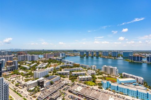Copropriété à vendre à Sunny Isles Beach, Floride: 1 chambre, 84.91 m2 № 2375043 - photo 4