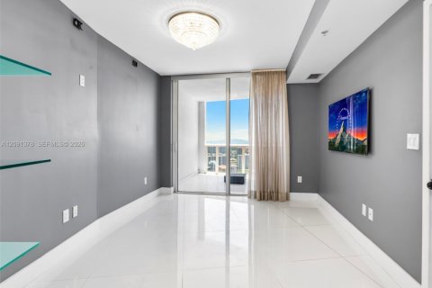 Copropriété à vendre à Sunny Isles Beach, Floride: 1 chambre, 84.91 m2 № 2375043 - photo 18