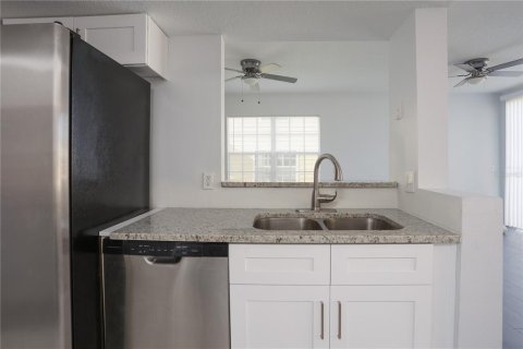 Apartment in Davenport, Florida 3 bedrooms, 168.25 sq.m. № 2199661 - photo 15