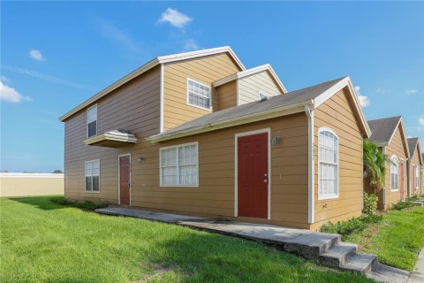 Apartment in Davenport, Florida 3 bedrooms, 168.25 sq.m. № 2199661