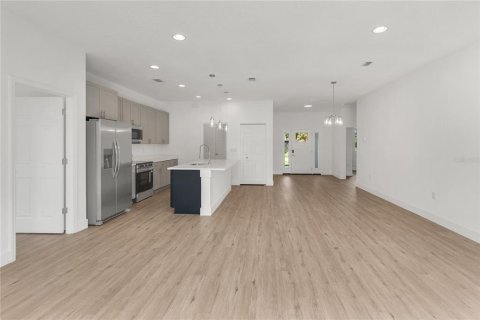 Casa en venta en Palm Bay, Florida, 4 dormitorios, 172.8 m2 № 2344641 - foto 10