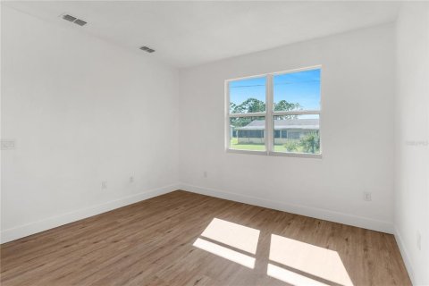 Casa en venta en Palm Bay, Florida, 4 dormitorios, 172.8 m2 № 2344641 - foto 19