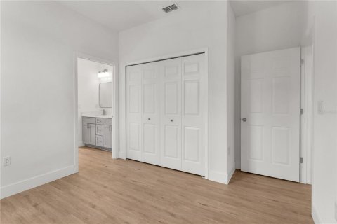 Casa en venta en Palm Bay, Florida, 4 dormitorios, 172.8 m2 № 2344641 - foto 30