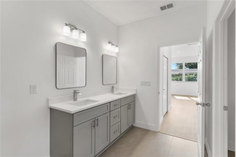 Casa en venta en Palm Bay, Florida, 4 dormitorios, 172.8 m2 № 2344641 - foto 22