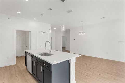 Casa en venta en Palm Bay, Florida, 4 dormitorios, 172.8 m2 № 2344641 - foto 14
