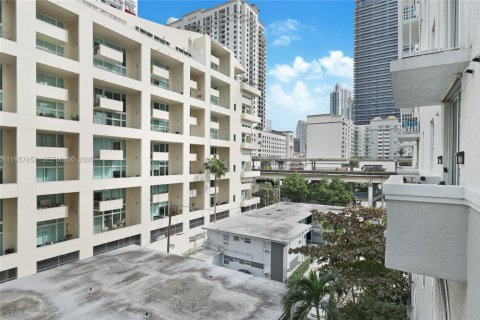 Купить кондоминиум в Майами, Флорида 1 спальня, 67.91м2, № 2024376 - фото 15