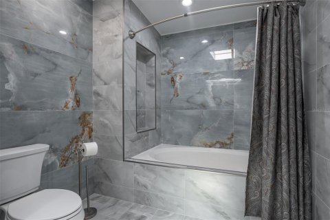 Casa en venta en Maitland, Florida, 3 dormitorios, 167.04 m2 № 1871188 - foto 21
