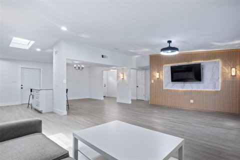 Casa en venta en Maitland, Florida, 3 dormitorios, 167.04 m2 № 1871188 - foto 10