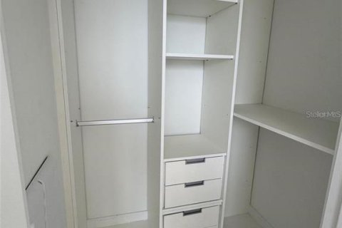 Copropriété à louer à Orlando, Floride: 2 chambres, 95.04 m2 № 2430752 - photo 11