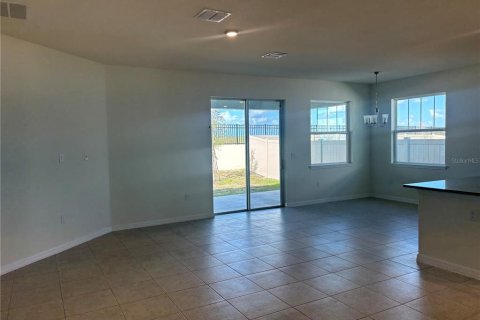 Купить виллу или дом в Лейк-Альфред, Флорида 6 комнат, 179.95м2, № 2144929 - фото 4