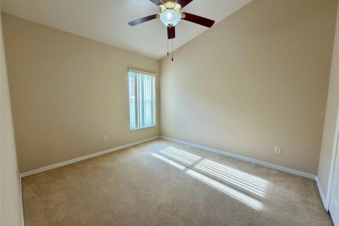 House in Orlando, Florida 3 bedrooms, 165.55 sq.m. № 2238199 - photo 9