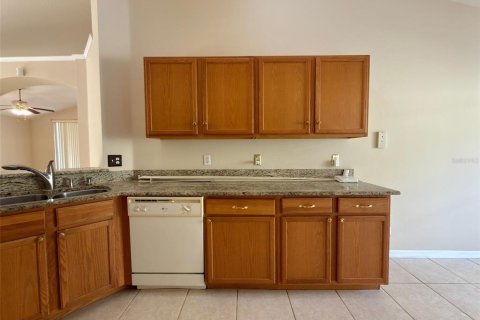 House in Orlando, Florida 3 bedrooms, 165.55 sq.m. № 2238199 - photo 29