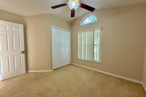 House in Orlando, Florida 3 bedrooms, 165.55 sq.m. № 2238199 - photo 14