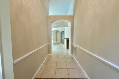 House in Orlando, Florida 3 bedrooms, 165.55 sq.m. № 2238199 - photo 17