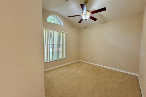 House in Orlando, Florida 3 bedrooms, 165.55 sq.m. № 2238199 - photo 12