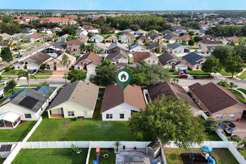 House in Orlando, Florida 3 bedrooms, 165.55 sq.m. № 2238199 - photo 4