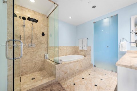 Купить кондоминиум в Майами, Флорида 3 спальни, 311.87м2, № 2006548 - фото 25