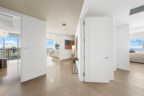 Купить кондоминиум в Майами, Флорида 3 спальни, 311.87м2, № 2006548 - фото 11