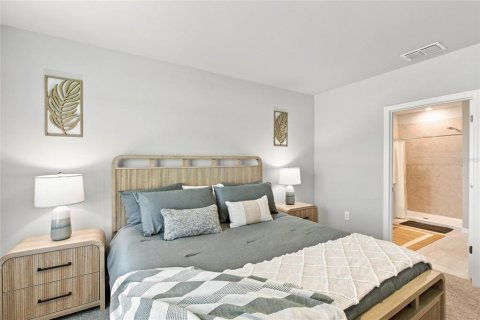 Купить виллу или дом в Норт-Порт, Флорида 8 комнат, 169.83м2, № 2347189 - фото 11