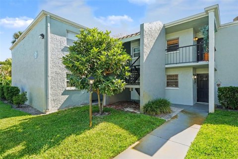 Condo in Tampa, Florida, 1 bedroom  № 2092547 - photo 20