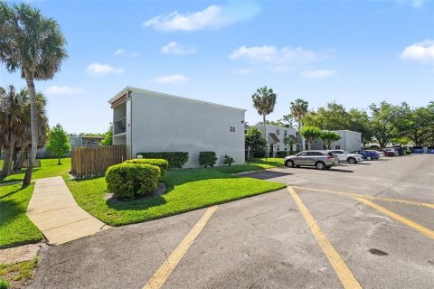 Condo in Tampa, Florida, 1 bedroom  № 2092547 - photo 21