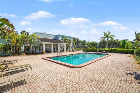 Condo in Tampa, Florida, 1 bedroom  № 2092547 - photo 26