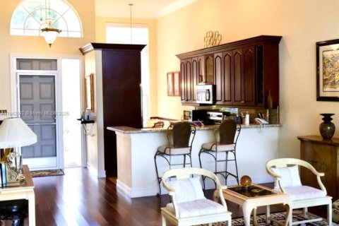 Townhouse in Boca Raton, Florida 2 bedrooms, 191.29 sq.m. № 1890172 - photo 12