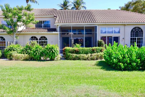 Townhouse in Boca Raton, Florida 2 bedrooms, 191.29 sq.m. № 1890172 - photo 4
