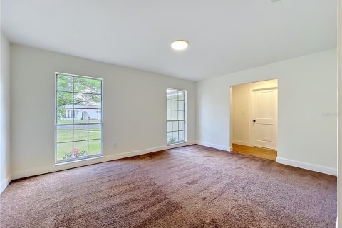 House in Altamonte Springs, Florida 4 bedrooms, 174.84 sq.m. № 2151489 - photo 9