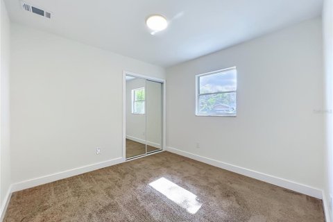 House in Altamonte Springs, Florida 4 bedrooms, 174.84 sq.m. № 2151489 - photo 29