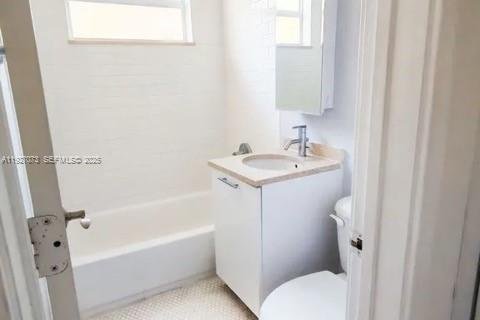 Снять в аренду квартиру в Майами, Флорида 39.02м2, № 1985975 - фото 10