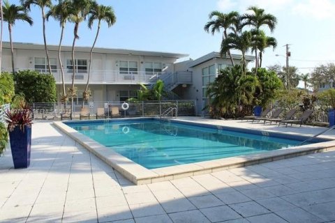 Снять в аренду квартиру в Майами, Флорида 39.02м2, № 1985975 - фото 13