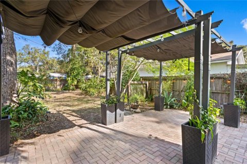House in Tampa, Florida 3 bedrooms, 94.2 sq.m. № 1751236 - photo 12