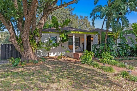 House in Tampa, Florida 3 bedrooms, 94.2 sq.m. № 1751236 - photo 3