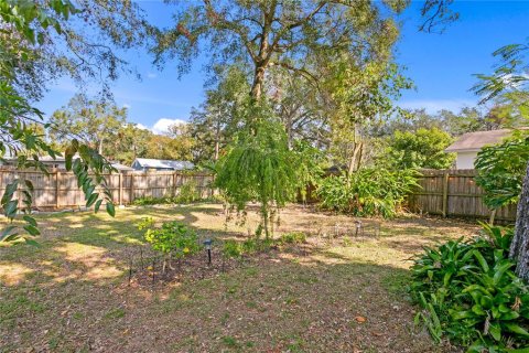 House in Tampa, Florida 3 bedrooms, 94.2 sq.m. № 1751236 - photo 13