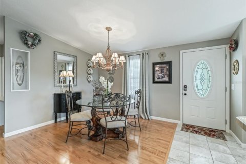 Casa en alquiler en The Villages, Florida, 2 dormitorios, 106.28 m2 № 1832211 - foto 7