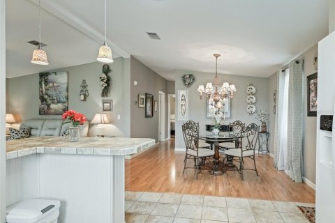 Casa en alquiler en The Villages, Florida, 2 dormitorios, 106.28 m2 № 1832211 - foto 6