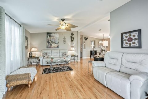 Casa en alquiler en The Villages, Florida, 2 dormitorios, 106.28 m2 № 1832211 - foto 11