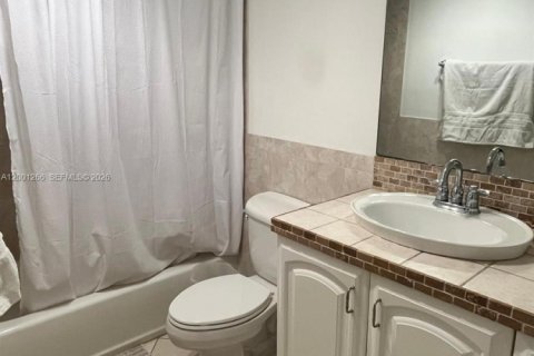 Condo in Pompano Beach, Florida, 1 bedroom  № 2065841 - photo 14