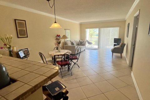 Condo in Pompano Beach, Florida, 1 bedroom  № 2065841 - photo 7