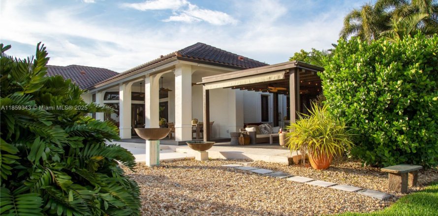 Villa ou maison à Weston, Floride 6 chambres, 330.64 m2 № 1888205