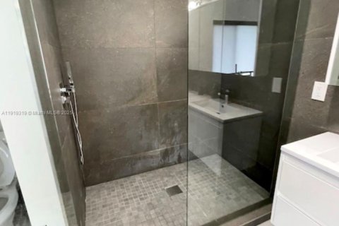 Condominio en alquiler en Dania Beach, Florida, 4 dormitorios, 202.34 m2 № 1974544 - foto 11