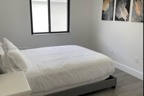 Condominio en alquiler en Dania Beach, Florida, 4 dormitorios, 202.34 m2 № 1974544 - foto 10