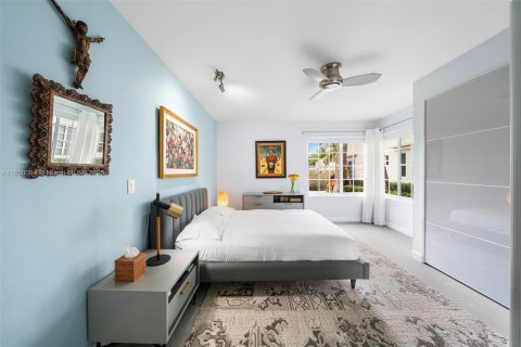 Condominio en venta en Miami Beach, Florida, 2 dormitorios, 85.47 m2 № 1857157 - foto 4
