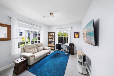 Condominio en venta en Miami Beach, Florida, 2 dormitorios, 85.47 m2 № 1857157 - foto 9