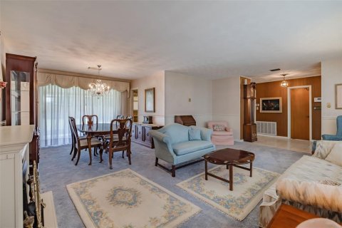 Villa ou maison à vendre à Tampa, Floride: 4 chambres, 180.69 m2 № 2294766 - photo 9