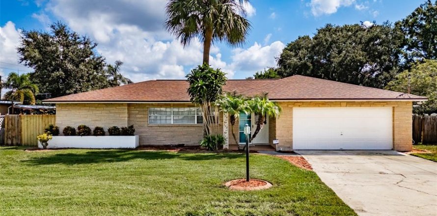Villa ou maison à Tampa, Floride 4 chambres, 180.69 m2 № 2294766
